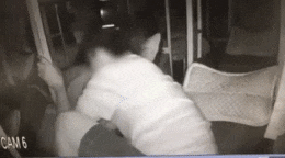 Động thái bất ngờ của kẻ gian móc trộm 30 triệu trong ví người phụ nữ trên xe khách