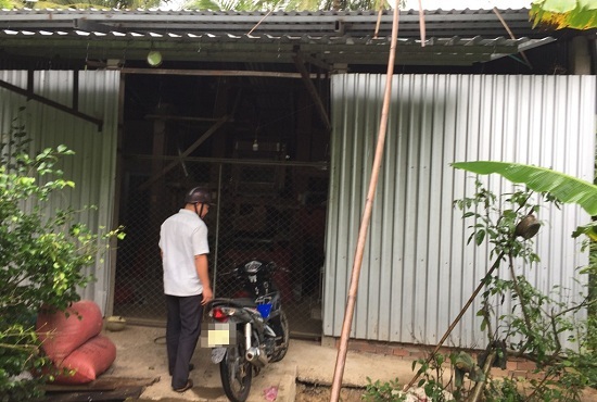 Trà Vinh: Lợi dụng nhà vắng người, gã xay lúa dâm ô bé gái 9 tuổi