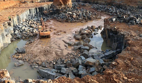 Bình Phước: Phát hiện mỏ khai thác đá trái phép quy mô 