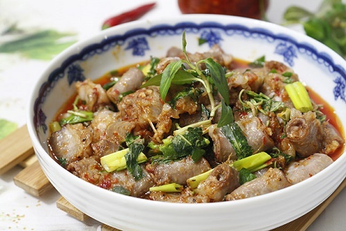 Trổ tài làm lòng non xào sa tế ngon hết ý cho ngày mưa