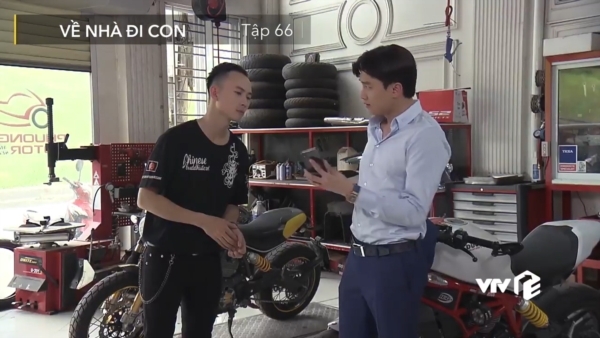 Phim Về nhà đi con tập 66: Vũ khoe Dũng tin nhắn “mồi chài” của Nhã