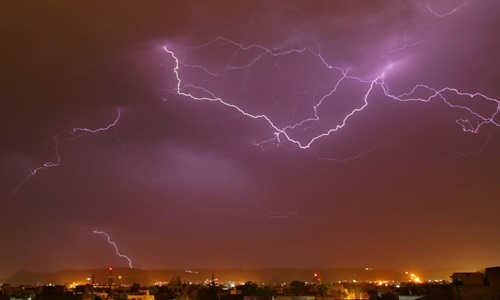 Ấn Độ: Sét đánh kinh hoàng làm hơn 30 người tử vong, nhiều nạn nhân bỏng nặng