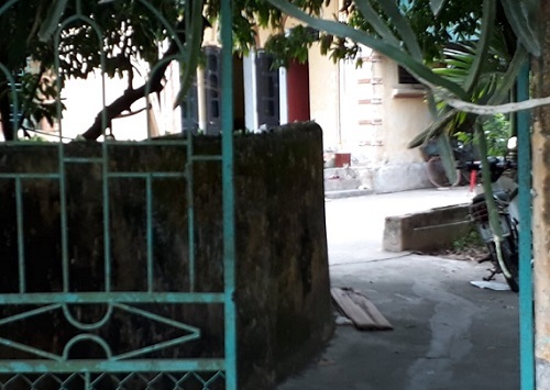 Thái Bình: Điều tra nghi án bố ruột dùng then cửa đánh 2 con nguy kịch