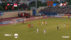Video: Cận cảnh pha đá phạt hiểm hóc của Xuân Trường vào lưới Thanh Hoá FC