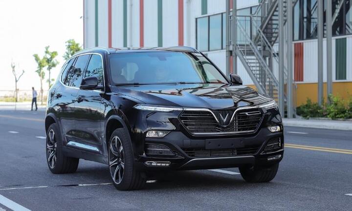 Cận cảnh VinFast Lux SA2.0 - xe SUV hạng sang của người Việt mới xuất xưởng 