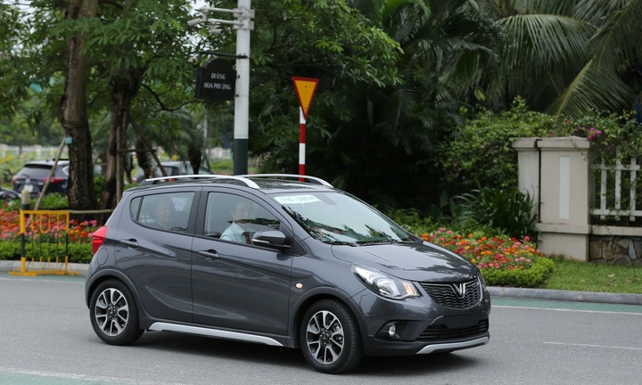 VinFast ra mắt phiên bản Fadil nâng cao