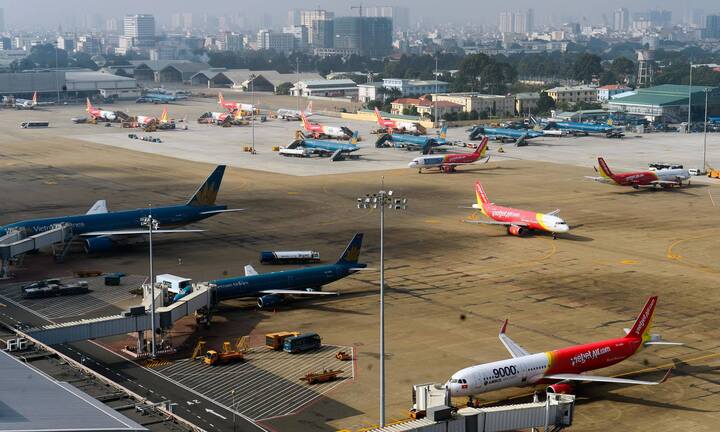 Mâu thuẫn trên máy bay, hai nhóm người lao vào ẩu đả khi vừa hạ cánh