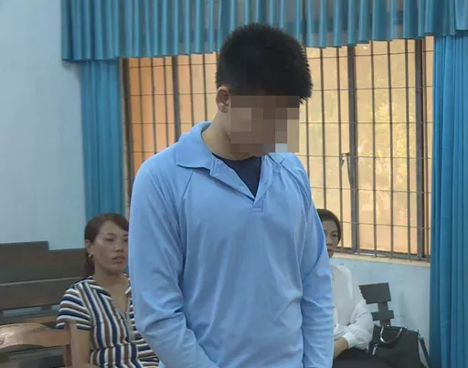 Thanh niên 18 tuổi nhiều lần đe dọa, hiếp dâm bé gái 12 tuổi đến mang thai lĩnh 13 năm tù