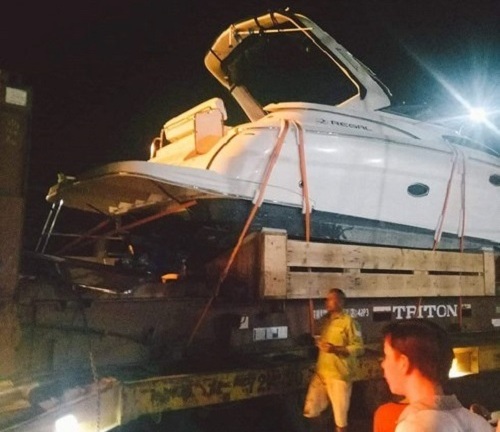 Tin tức tai nạn giao thông mới nhất hôm nay 14/8/2019: Phụ xe thiệt mạng trong lúc cứu hộ container