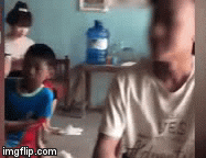 Thanh niên đến thẳng nhà người yêu đòi 3 triệu tiền quà sau khi chia tay khiến dân mạng phẫn nộ