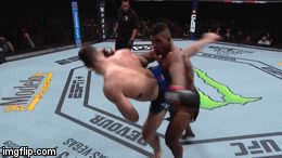 Video: Võ sĩ Mỹ tung 4 cú đấm ‘búa tạ’ hạ knock-out đối thủ trong chớp mắt