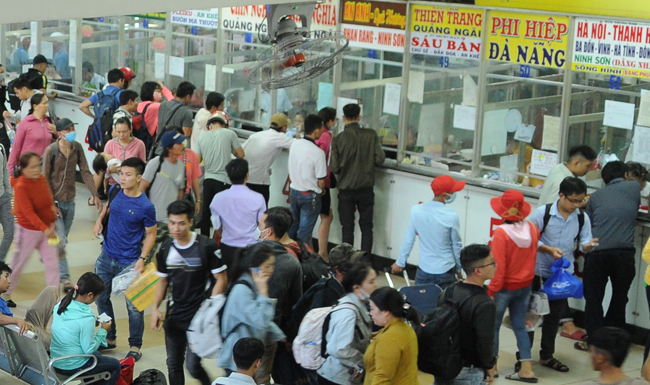 TP.HCM: Tăng giá vé tàu xe dịp nghỉ lễ Quốc khánh 2/9