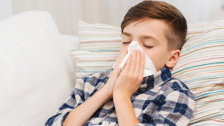 Khi nào trẻ bị viêm đường hô hấp trên cần phải tới gặp bác sĩ?