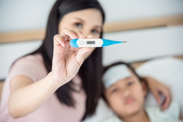 Nhật kí 14 ngày cùng con chiến đấu với bệnh sốt xuất huyết của bà mẹ trẻ
