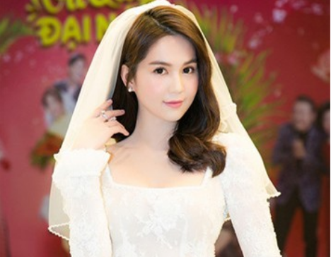 Ngọc Trinh diện váy cưới đẹp lộng lẫy gây bất ngờ