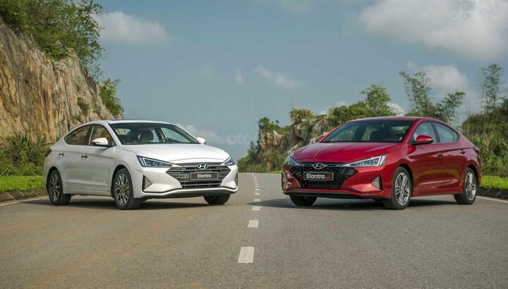 Bảng giá xe ô tô Hyundai mới nhất tháng 9/2019: SantaFe 2019 giá cao nhất 1,245 tỷ đồng