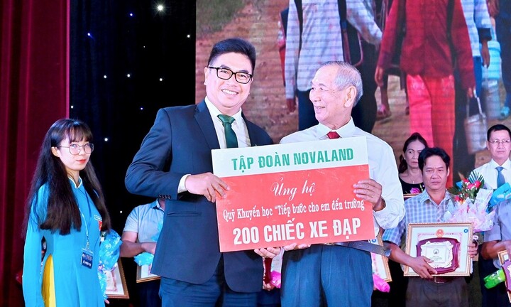 Viết tiếp câu chuyện “Nước sạch học đường” và niềm vui mùa tựu trường tại Bến Tre và nhiều tỉnh thành 