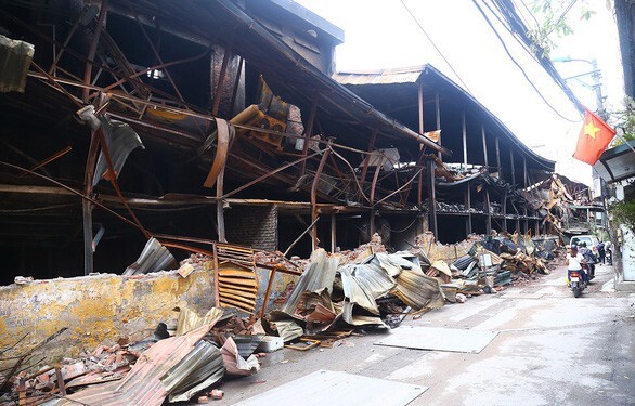 Vụ cháy công ty Rạng Đông: Dùng 10