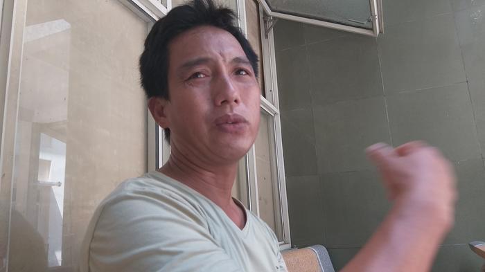 Vụ bé trai bị chú họ chém đứt bàn tay: Bố cháu bé kể lại sự việc