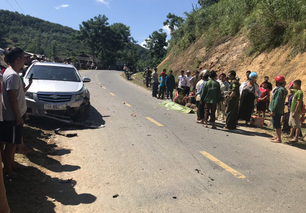 Sơn La: Tông vào đầu ôtô, nam thanh niên tử vong tại chỗ