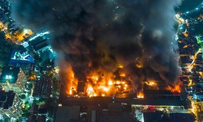 Chủ tịch Hà Nội yêu cầu tẩy độc toàn bộ khu vực, khẩn trương di dời nhà máy Rạng Đông