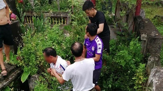 Làm rõ vụ người dân vây bắt đối tượng có biểu hiện nghi bắt cóc trẻ em tại Hà Nội