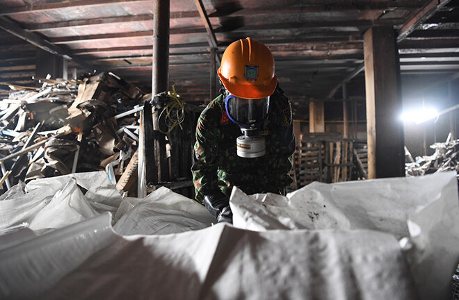 Quân đội huy động gần 150 chiến sĩ 'làm sạch' Công ty Rạng Đông