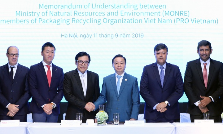 PRO Việt Nam hợp tác với Bộ Tài nguyên & Môi trường vì môi trường bền vững