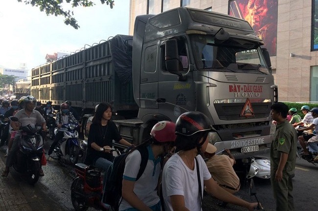 Đồng Nai: Gặp tai nạn trên đường đi học về, hai nữ sinh thương vong
