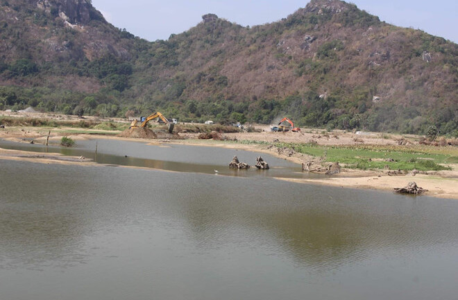 An Giang: Xót xa 3 học sinh tiểu học chết đuối khi đi tắm hồ