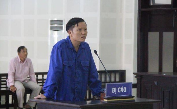 Xét xử vụ chồng đâm hàng xóm suýt chết vì nghi ngờ giúp vợ ngoại tình