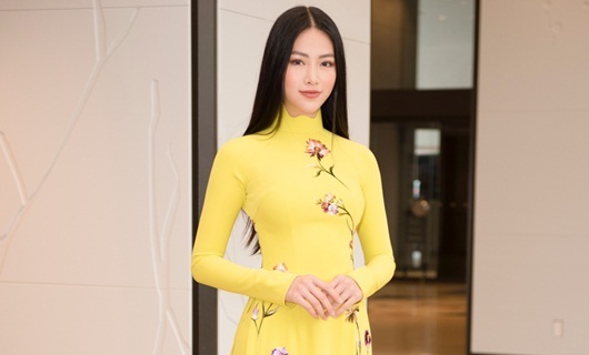 Hoa hậu Phương Khánh diện áo dài hơn 100 triệu ở Nhật Bản