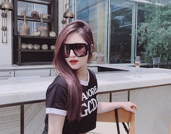 Hương Tràm lần đầu chia sẻ về cuộc sống 