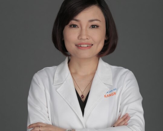 Nguy cơ tiềm ẩn khi tự ý trị mụn bọc, mụn mủ mụn sưng - Góc nhìn bác sĩ da liễu 