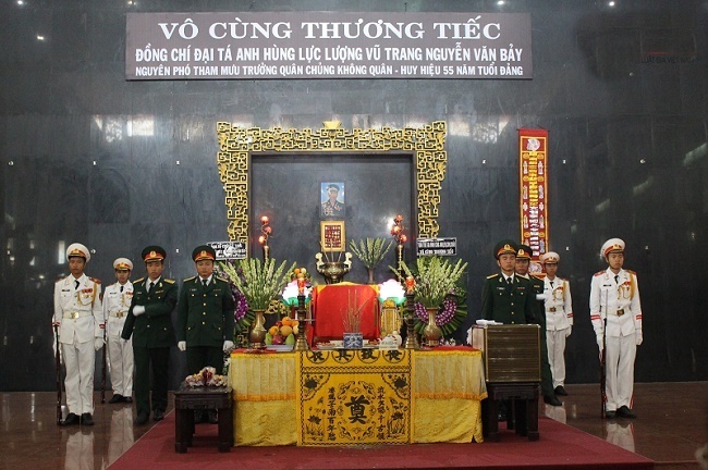 Trang trọng lễ tang Đại tá Nguyễn Văn Bảy theo nghi thức quân đội