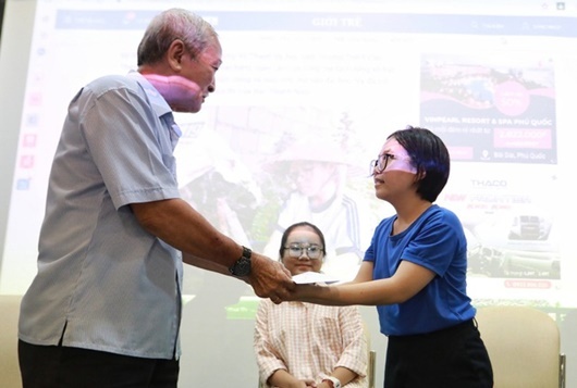 Người cựu chiến binh dành tiền lương hưu giúp học sinh nghèo vượt khó