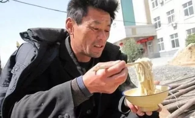 Thiếu sự chăm sóc của người mẹ, cả hai bố con đều mắc ung thư vì lý do này