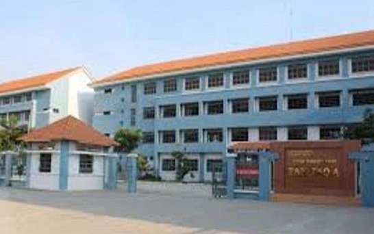 Tin tức thời sự mới nóng nhất hôm nay 5/10/2019: Nữ sinh lớp 8 tố bị bảo vệ dâm ô vẫn chưa ổn định tâm lý