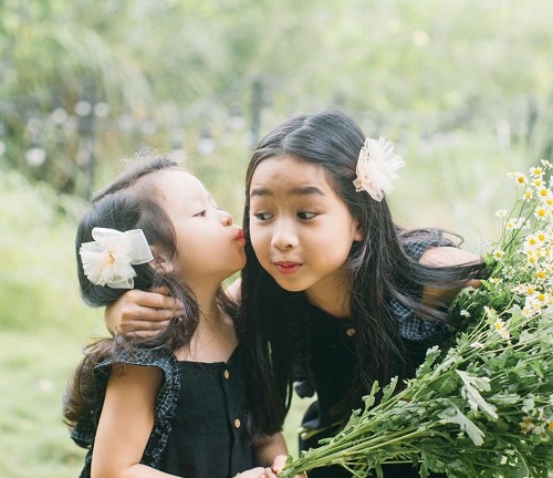 Ngắm 2 công chúa siêu dễ thương nhà Hồ Hoài Anh - Lưu Hương Giang