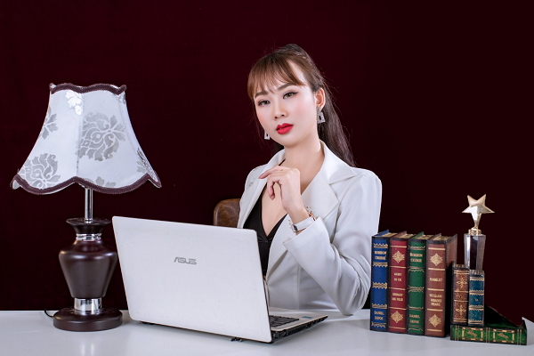 Hành trình từ công nhân đến doanh nhân Kim Cương của cô gái đến từ Thành phố Hoa Phượng đỏ