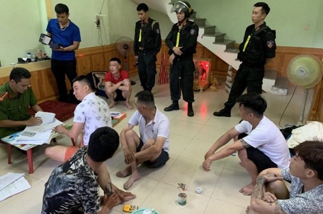 Quảng Bình: Hàng trăm chiến sĩ đột kích điểm 