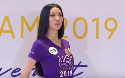 Tin tức giải trí mới nhất ngày 12/10: Á hậu Thúy Vân liên tục bị giám khảo quát khi catwalk