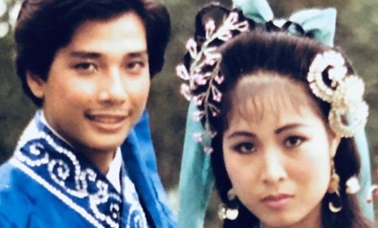 NSND Hồng Vân khoe ảnh hiếm cùng tài tử Tuấn Anh từ 33 năm trước