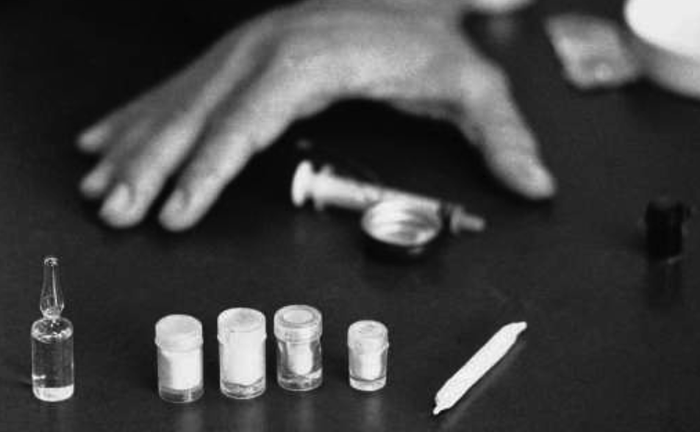 Hiệu phó viết đơn xin từ chức, đi cai nghiện ma túy