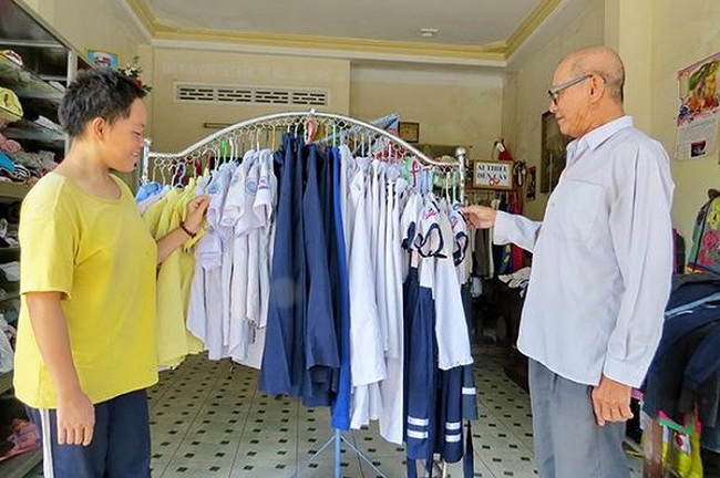Lan tỏa lòng nhân ái từ những 'Cửa hàng 0 đồng'