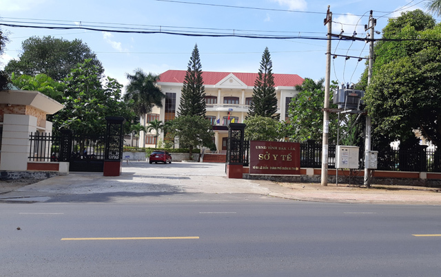 Buộc thôi việc 6 nhân viên sở y tế Đắk Lắk dùng bằng tốt nghiệp THPT giả