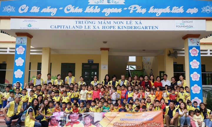 Hơn 1.000 học sinh nhận quà trong “Ngày Thiện nguyện CapitaLand”