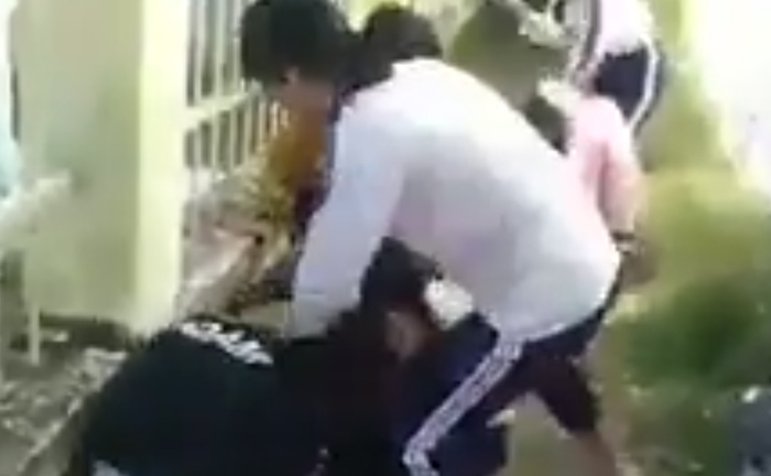 Vụ 4 nữ sinh bị đánh ở Đồng Tháp: Một gia đình cho con nghỉ học vì sợ lại bị hành hung