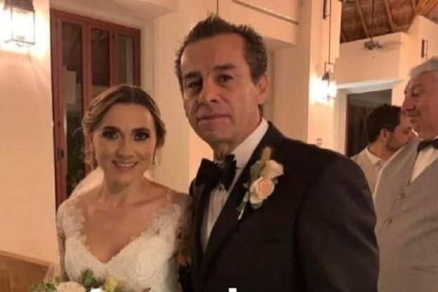 Cựu thị trưởng Mexico tái hôn sau khi con trai qua đời: Hé lộ danh tính bất ngờ của cô dâu