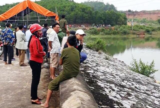 Vụ nữ sinh lớp 6 tử vong ở Nghệ An: Miếng thịt trong bữa cơm dẫn đến bi kịch đau lòng?